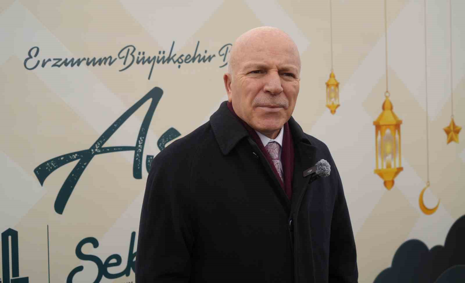 Büyükşehir’den 5 bin aileye Ramazan desteği
