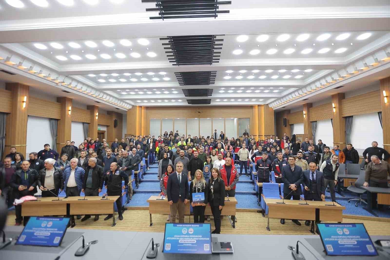 Büyükşehirden ‘Afetlerde Bulaşıcı Hastalıklardan Korunma" eğitimi
