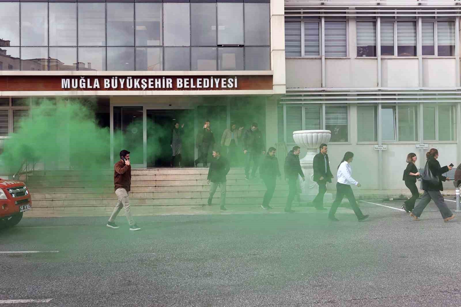 Büyükşehir’den afetlere hazırlık için "Tehlike Avı" ve deprem tatbikatı
