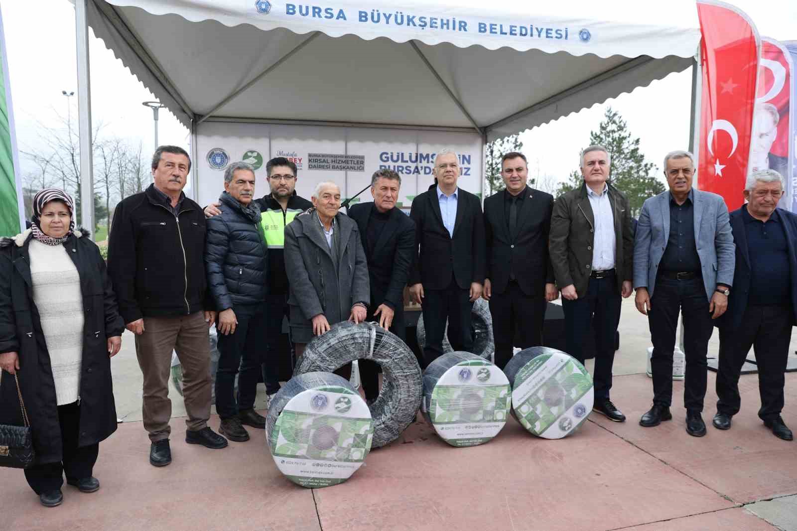 Büyükşehir’den çiftçiye hayat veren destek
