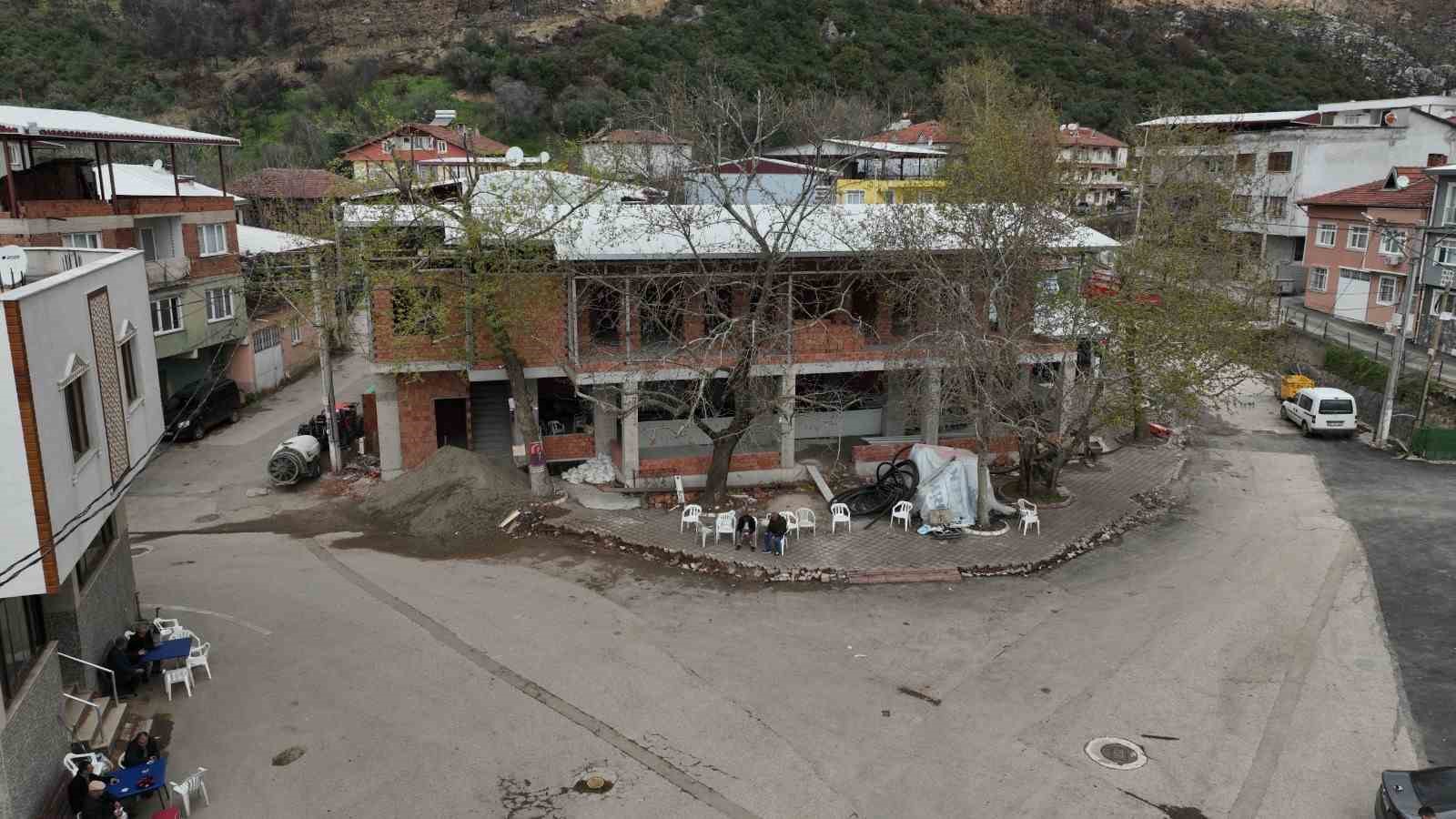 Büyükşehir’den kırsal mahallelere malzeme desteği
