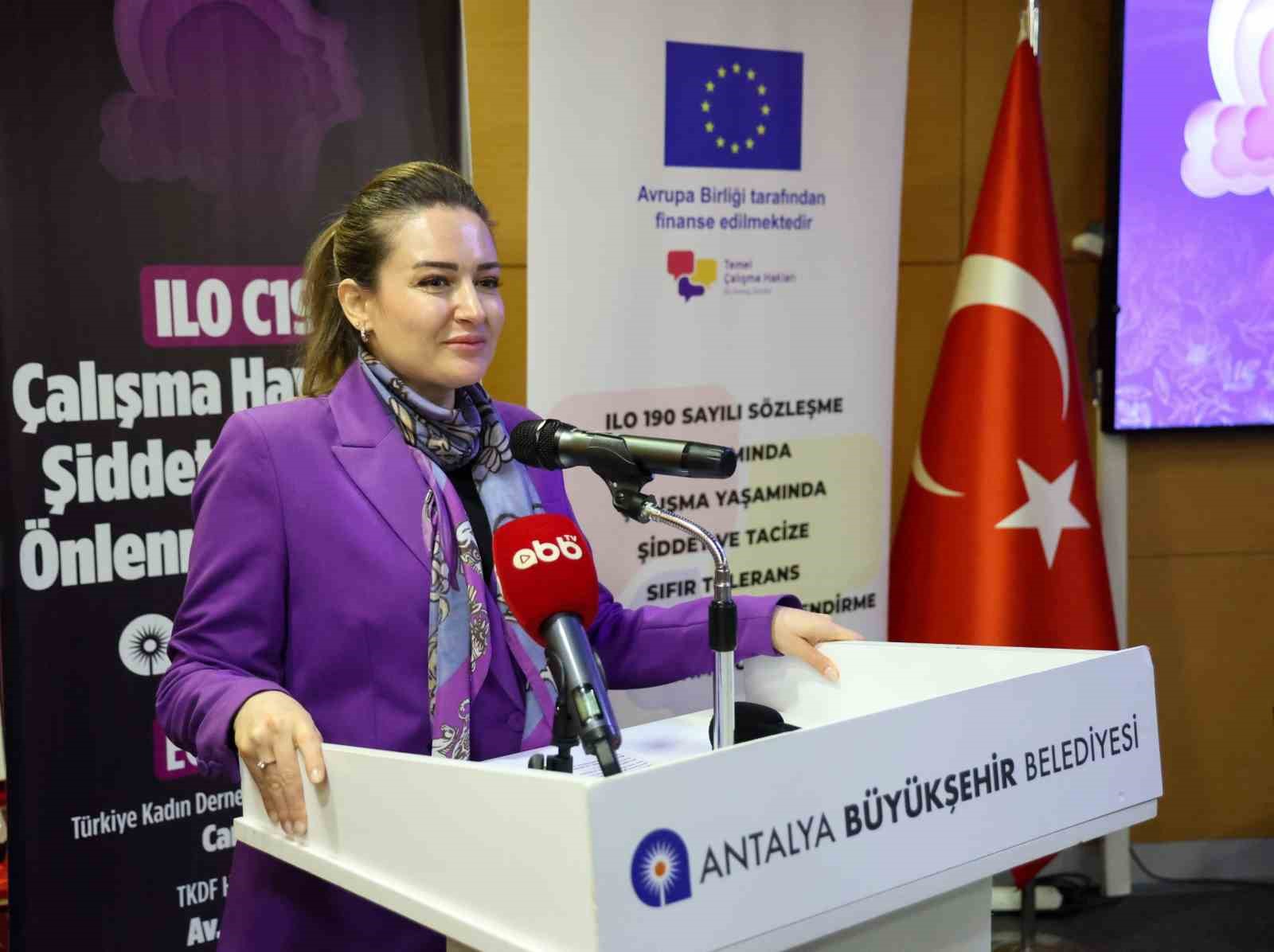 Büyükşehir’den şiddet ve tacizin önlenmesine yönelik eğitim
