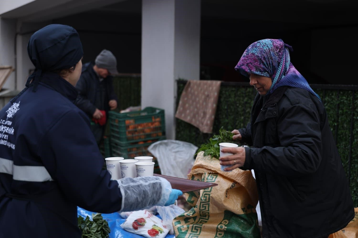 Büyükşehir’den soğuk günlerde sıcak hizmet
