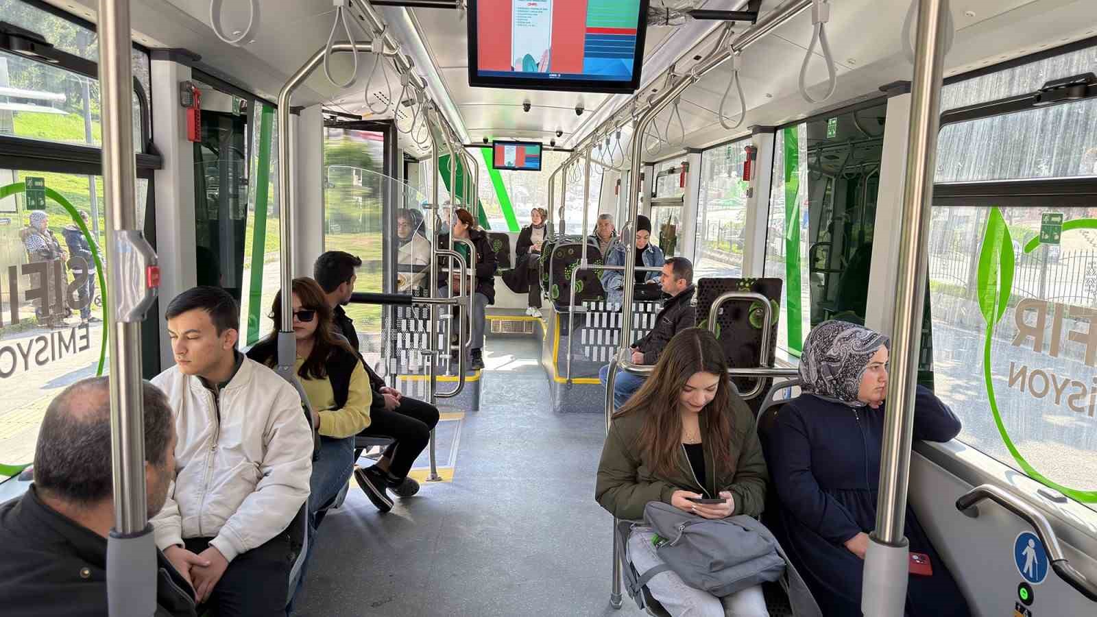 Büyükşehir’in elektrikli otobüsleri hizmete başladı
