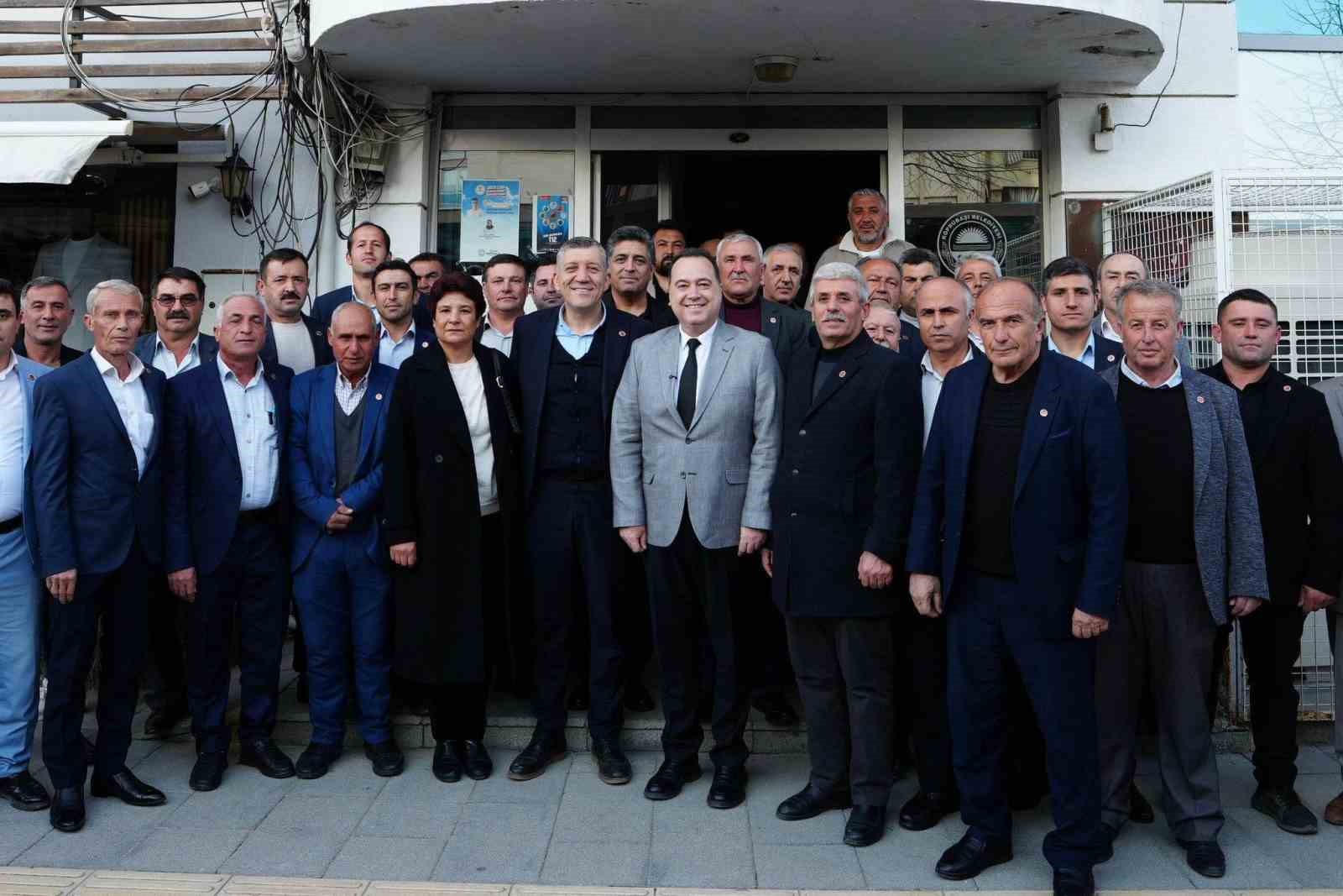 Büyükşehirin iftar sofrası Köprübaşı’nda kuruldu
Büyükşehirin iftar sofrası Köprübaşı’nda kuruldu