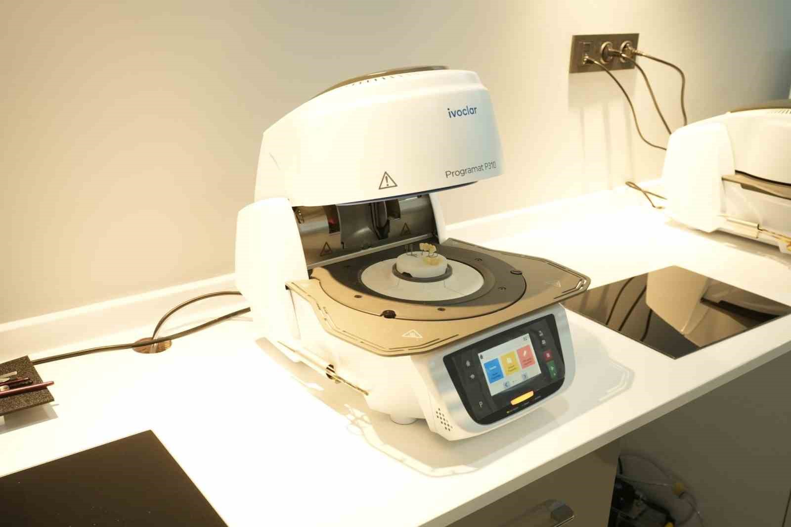 CAD/CAM Dijital Protez Üretim Sistemi, Nimet Bayraktar Ağız ve Diş Sağlığı Hastanesi’nde hizmete girdi
