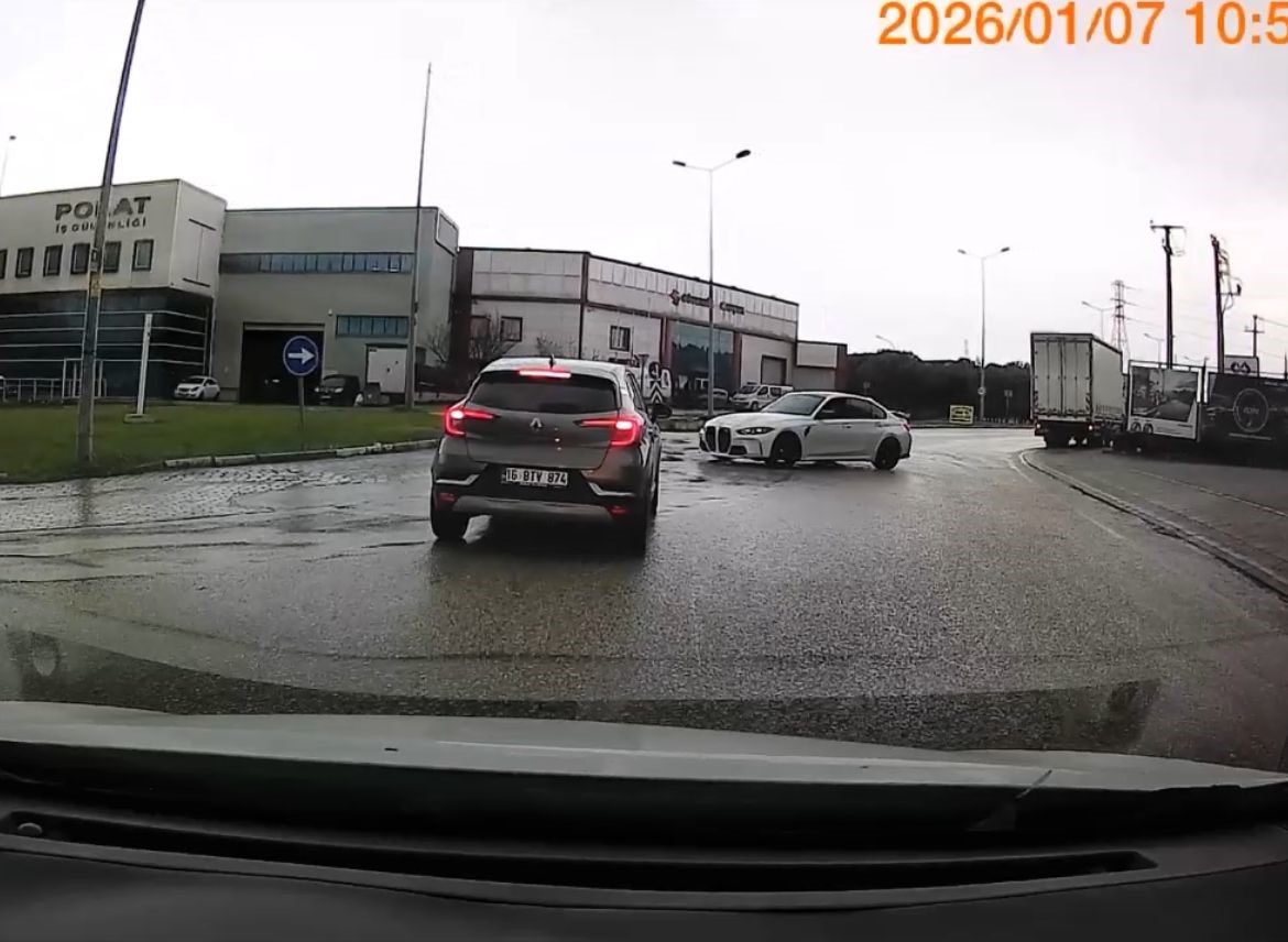 Cadde ortasında drift kamerada
