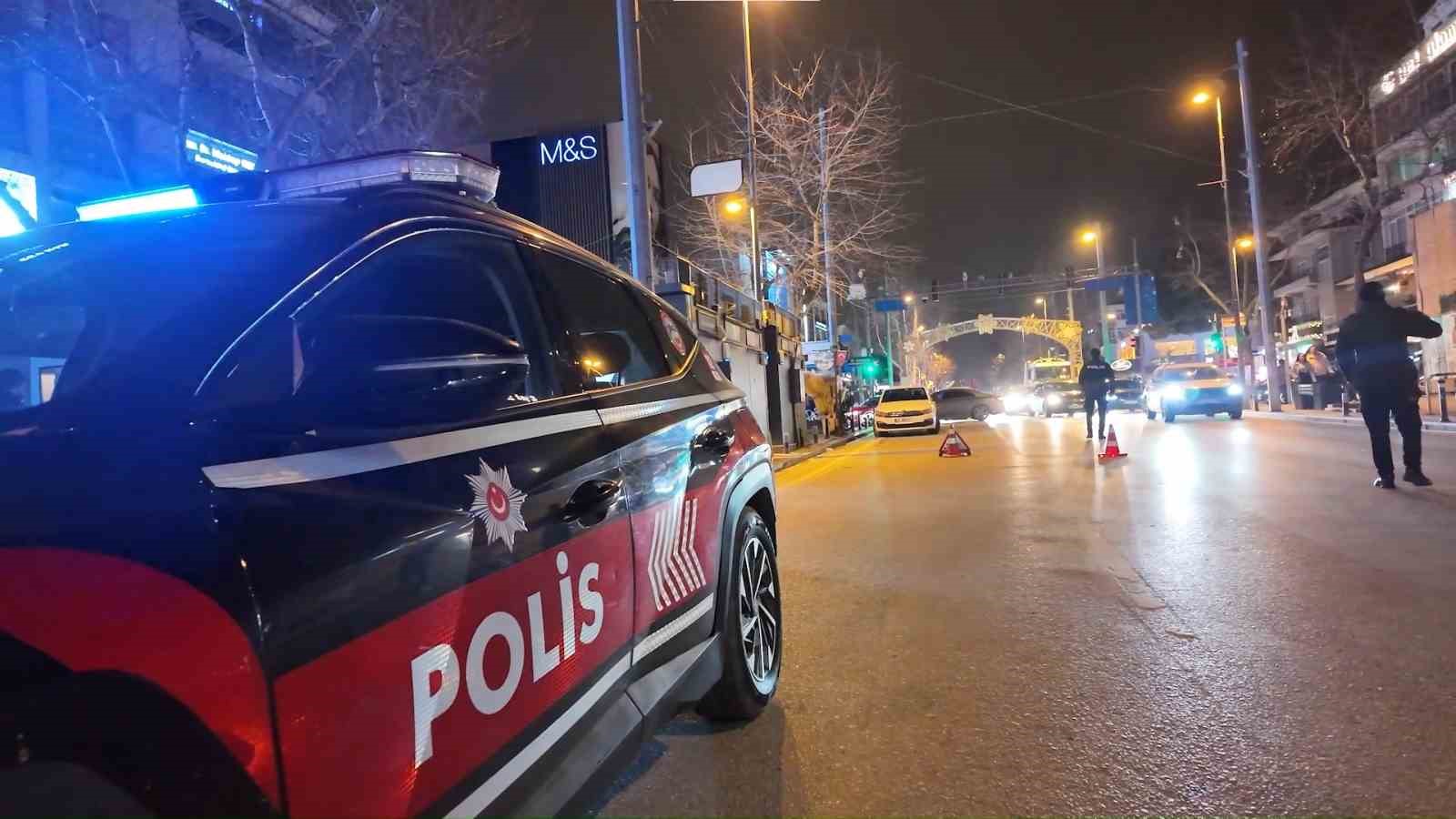 Caddebostan’da trafik magandalarına 259 bin lira ceza
