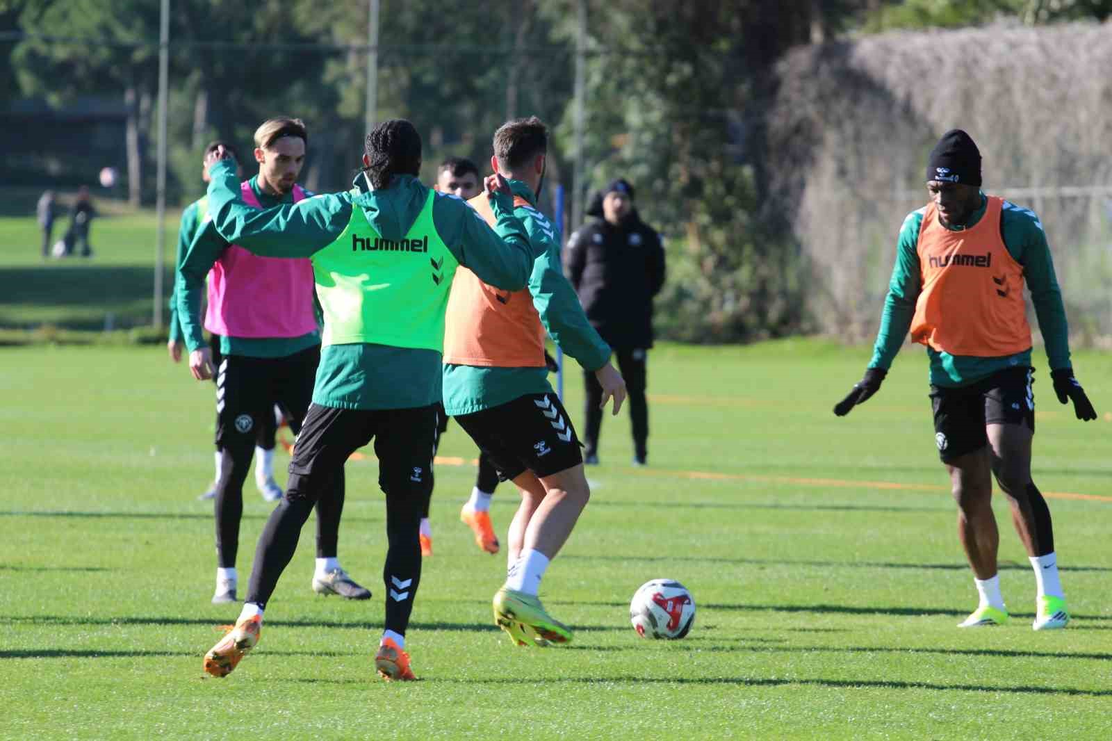 Çağdaş Atan: "Güçlü bir Konyaspor izleyeceğimizi düşünüyorum"
