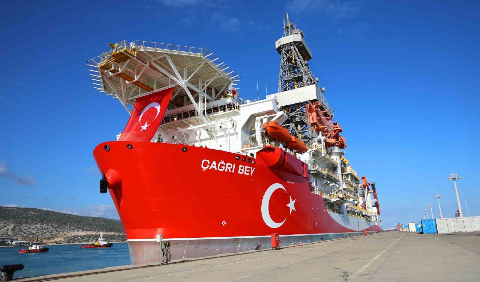 Çağrı Bey sondaj gemisi, Bakan Bayraktar’ın katıldığı törenle Somali’ye uğurlandı
