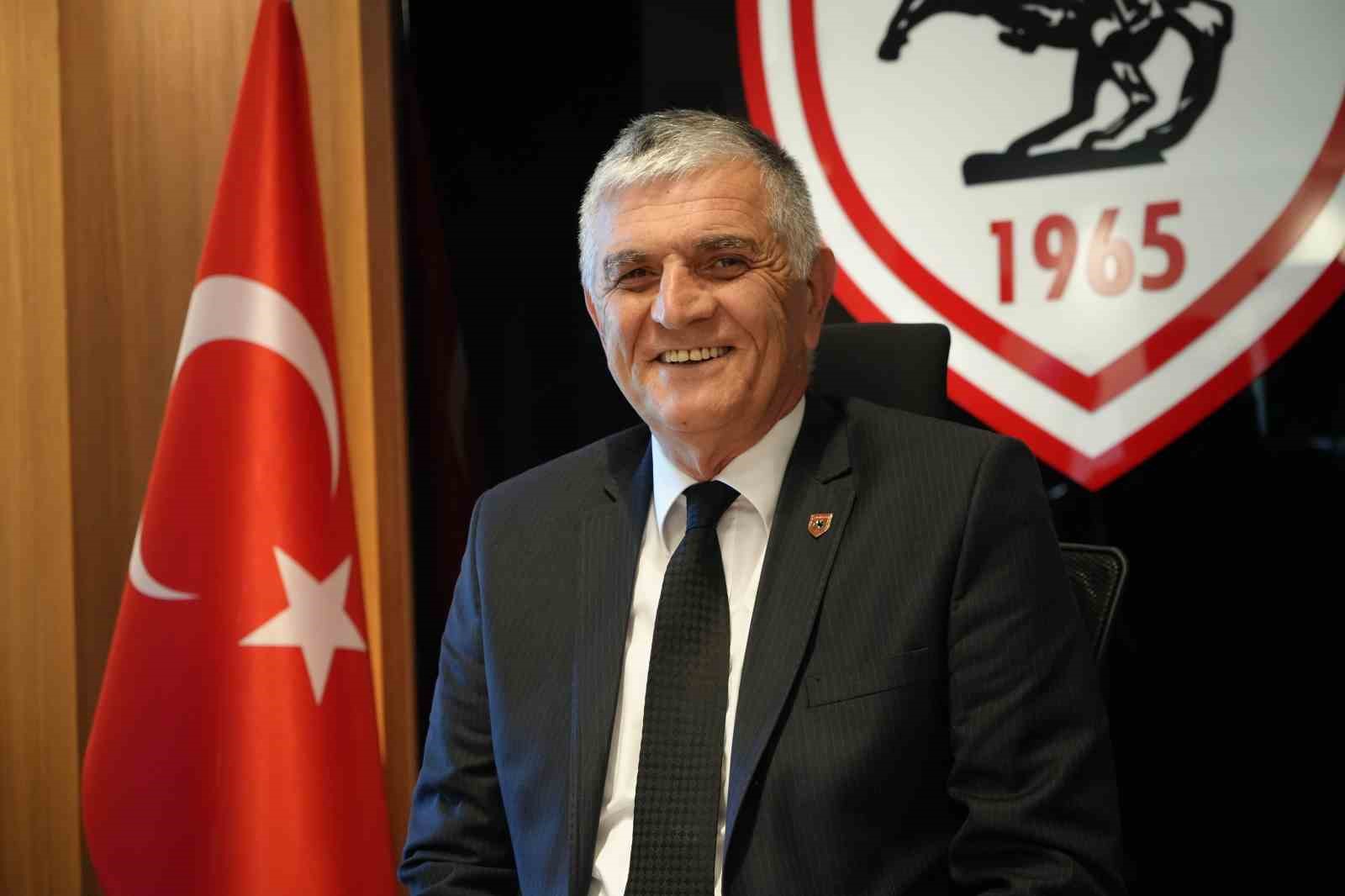 Çakır: "Trabzonspor’u elersek Avrupa’ya gitmek için 2 maçımız kalıyor"

