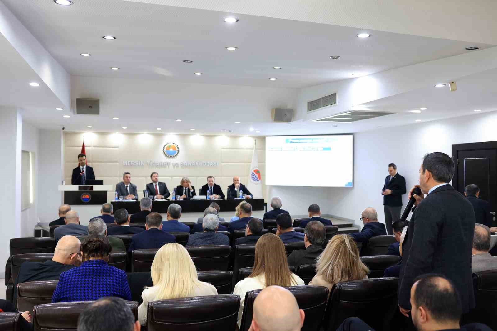 Çakır: "Yeni tedarik zincirinin merkezi Mersin olmalı"
