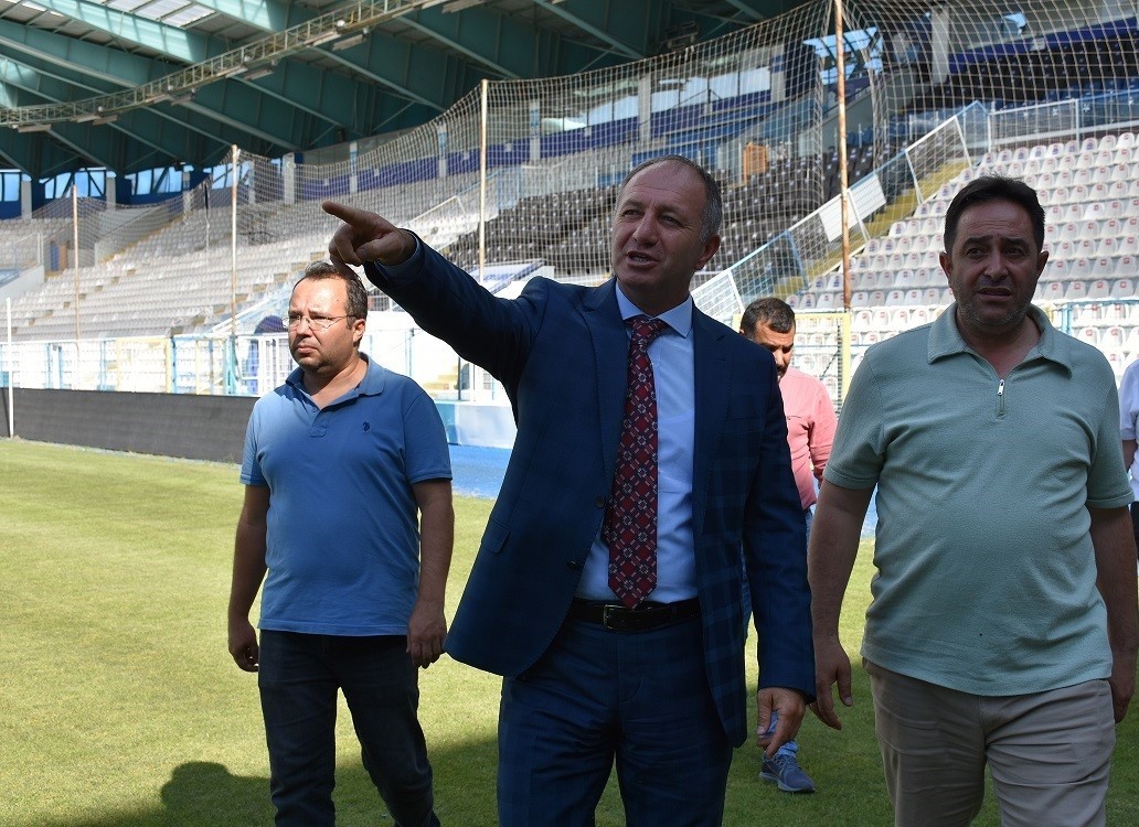Çakmur’dan stadyum açıklaması
Çakmur’dan stadyum açıklaması