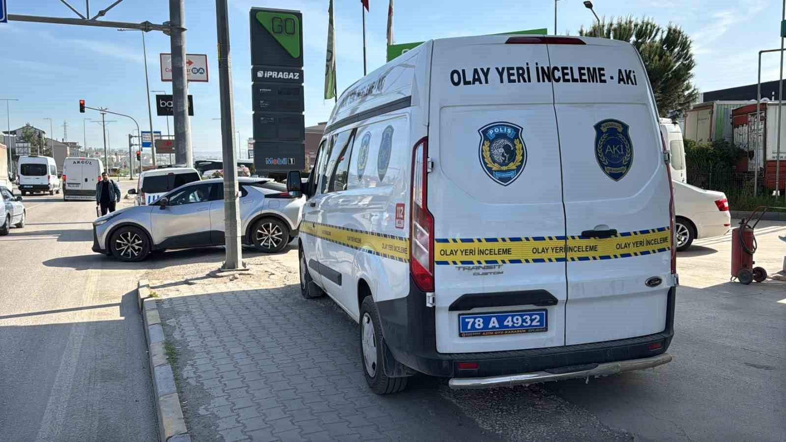 Çalınan otomobil akaryakıt istasyonunda bulundu
