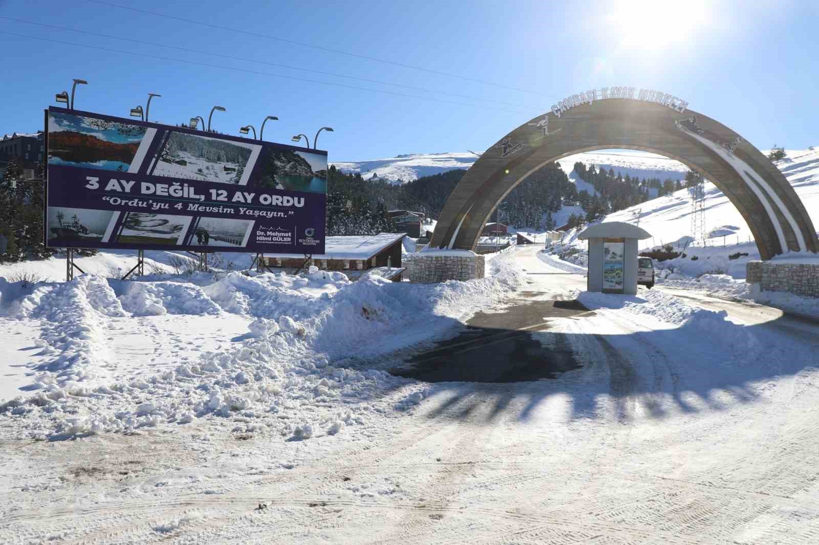 Çambaşı Kayak Merkezi’nde yapay karlama sistemi ile sezon uzatılıyor
