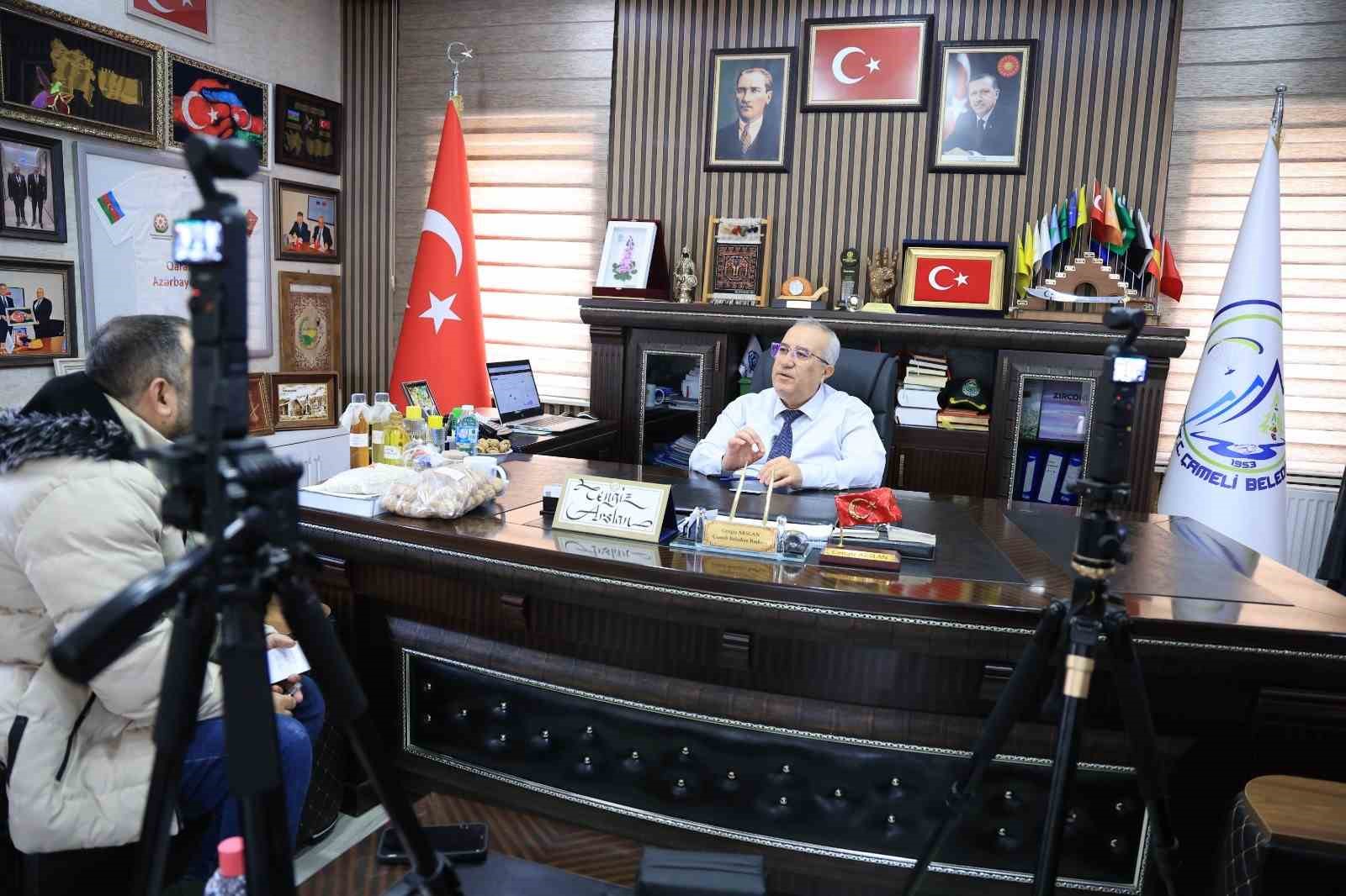 Çameli Belediye Başkanı Cengiz Arslan’a "Yılın En Başarılı İlçe Belediye Başkanı" ödülü
