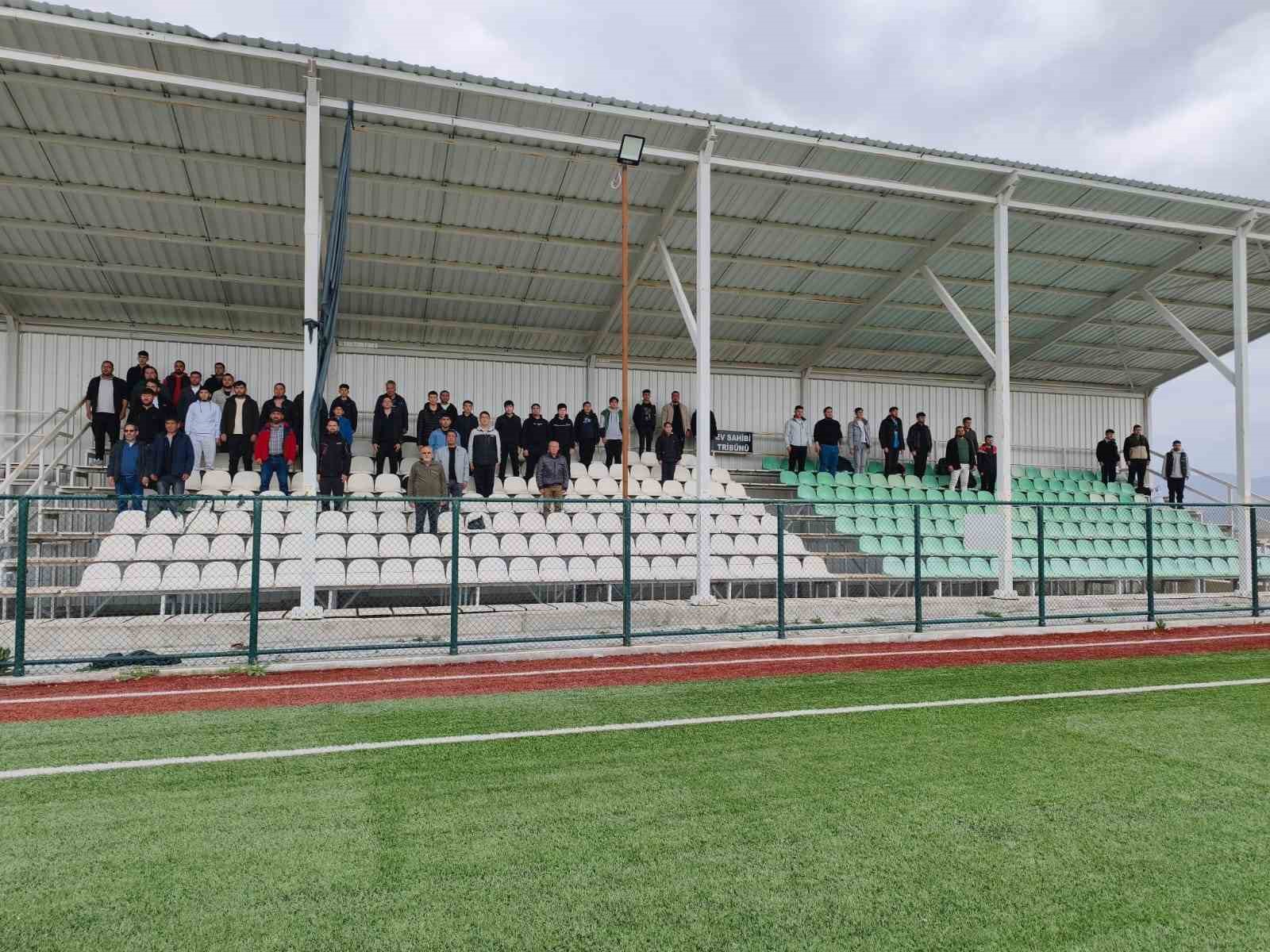 Çameli’de Kurumlar ve Mahalleler Arası Futbol Turnuvası başladı
