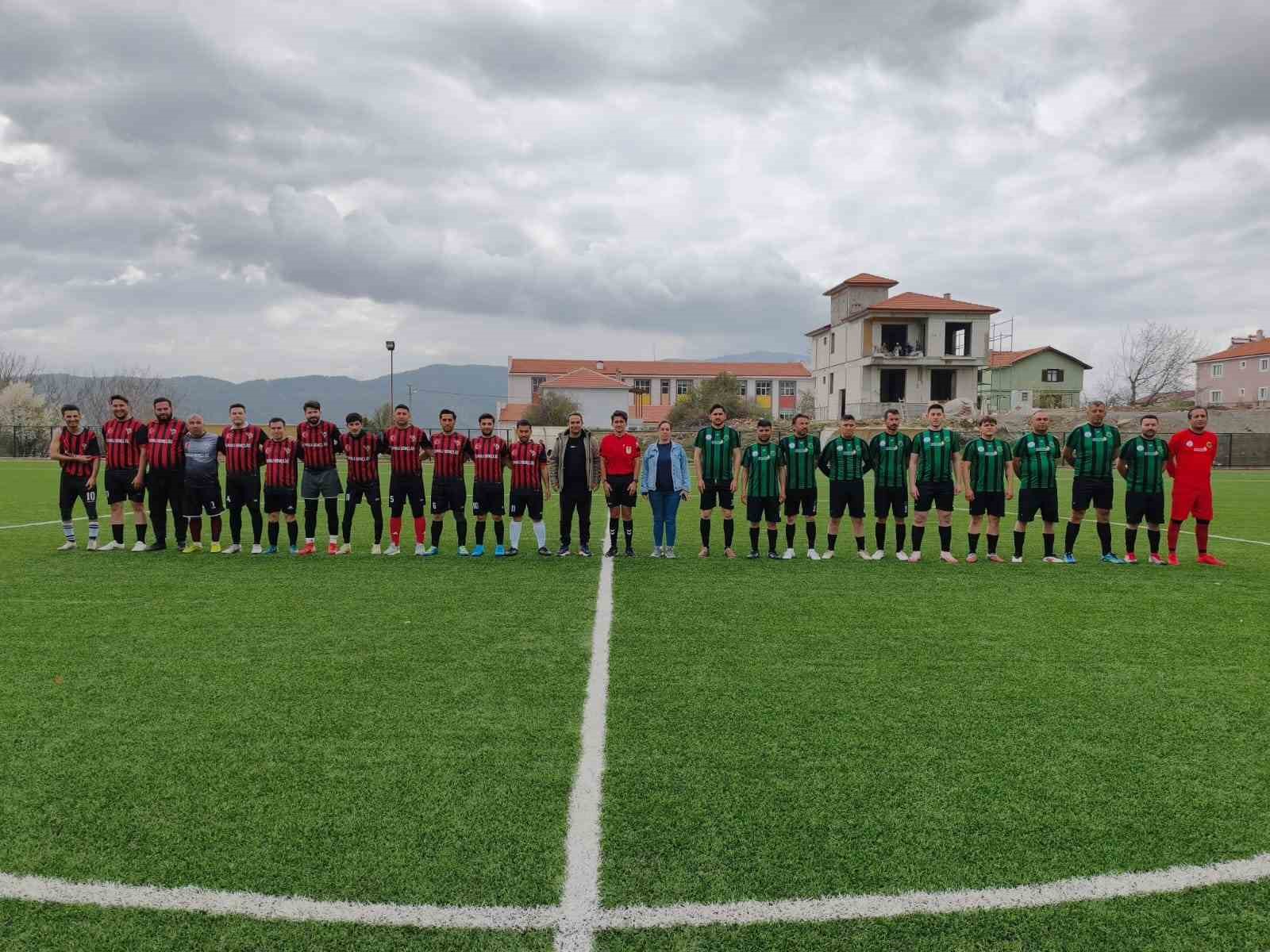 Çameli’de Kurumlar ve Mahalleler Arası Futbol Turnuvası başladı
