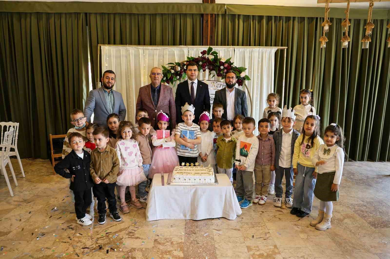 Çameli’de minik öğrencilerin Kur’an-ı Kerim’e geçiş heyecanı düzenlenen törenle taçlandı
