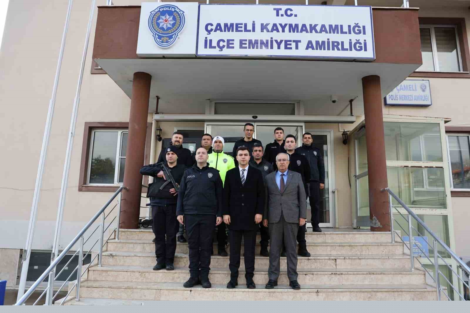 Çameli’nde bayramlaşma gelenekleri yaşatıldı
