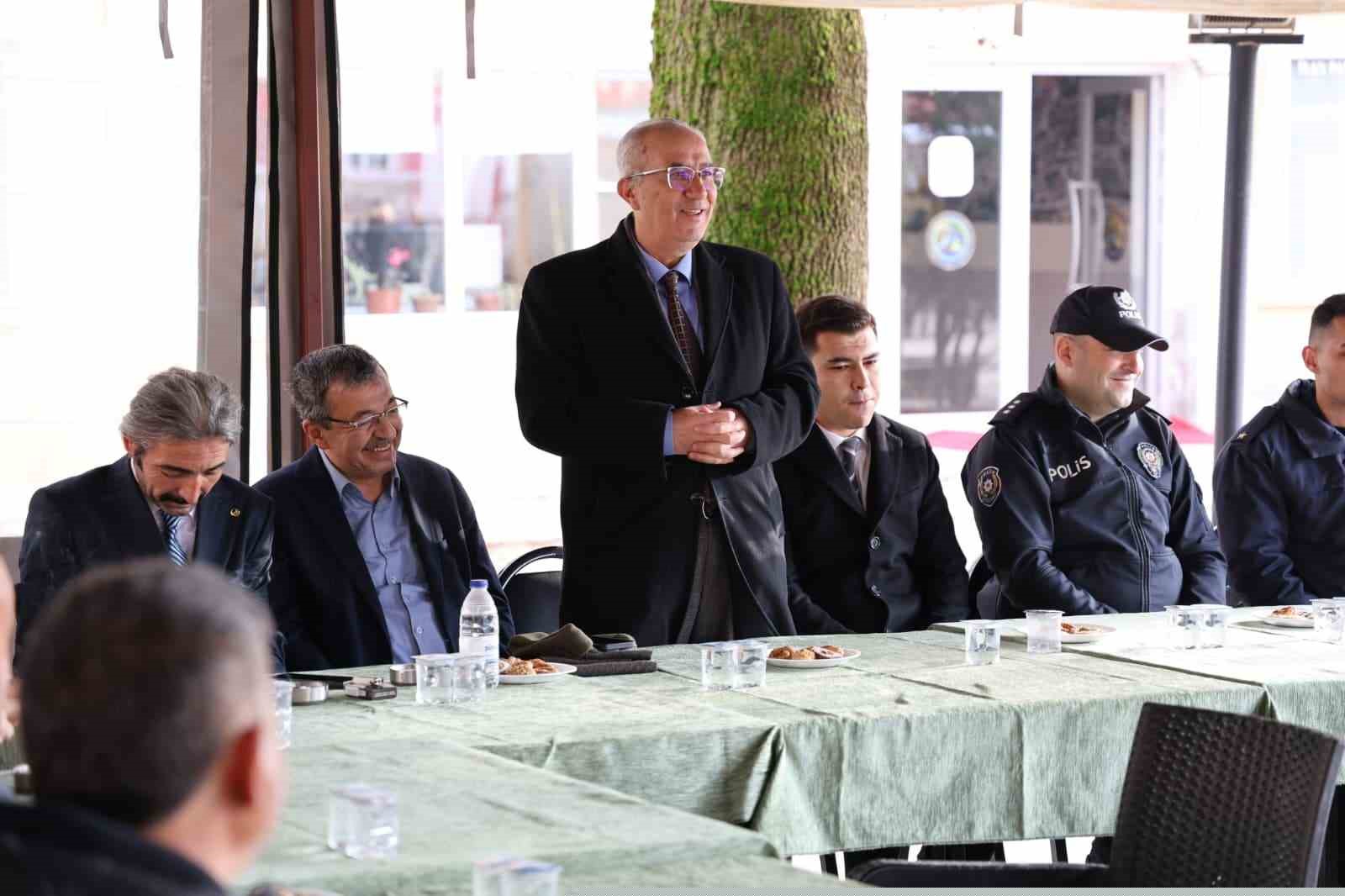 Çameli’nde bayramlaşma gelenekleri yaşatıldı
