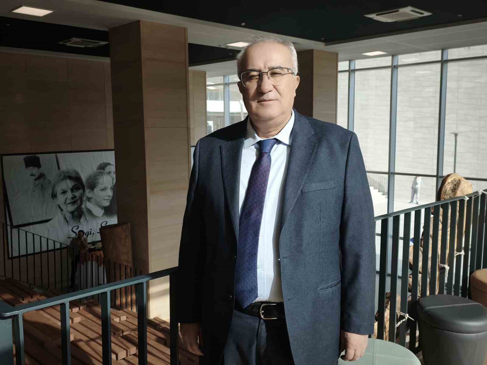 Çameli’ne çağ atlatan Başkan Arslan’a ’Yılın En Başarılı İlçe Belediye Başkanı’ ödülü verildi
Çameli’ne çağ atlatan Başkan Arslan’a ’Yılın En Başarılı İlçe Belediye Başkanı’ ödülü verildi