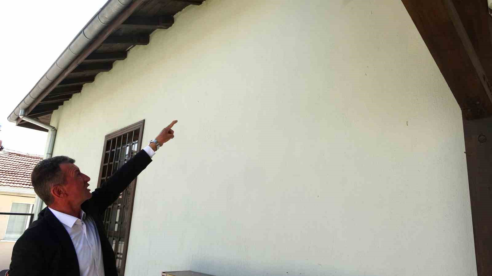 Caminin duvar boşluğundaki sır yüzyıllar sonra ortaya çıktı
