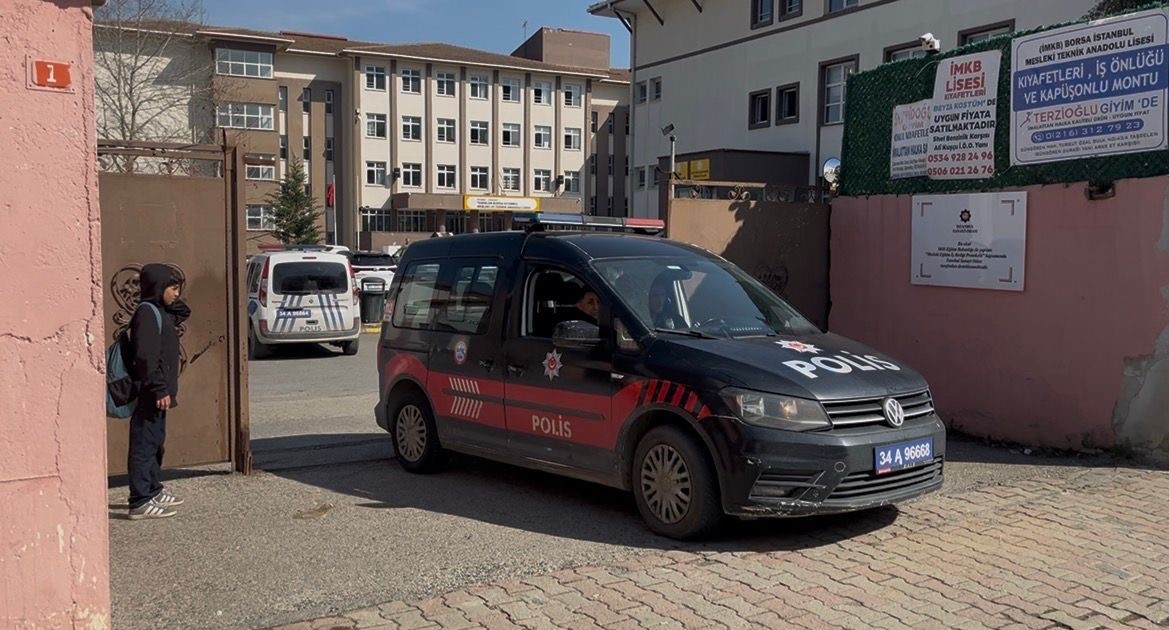 "Can güvenliğimiz yok" dedi, öğrencisi tarafından öldürüldü
