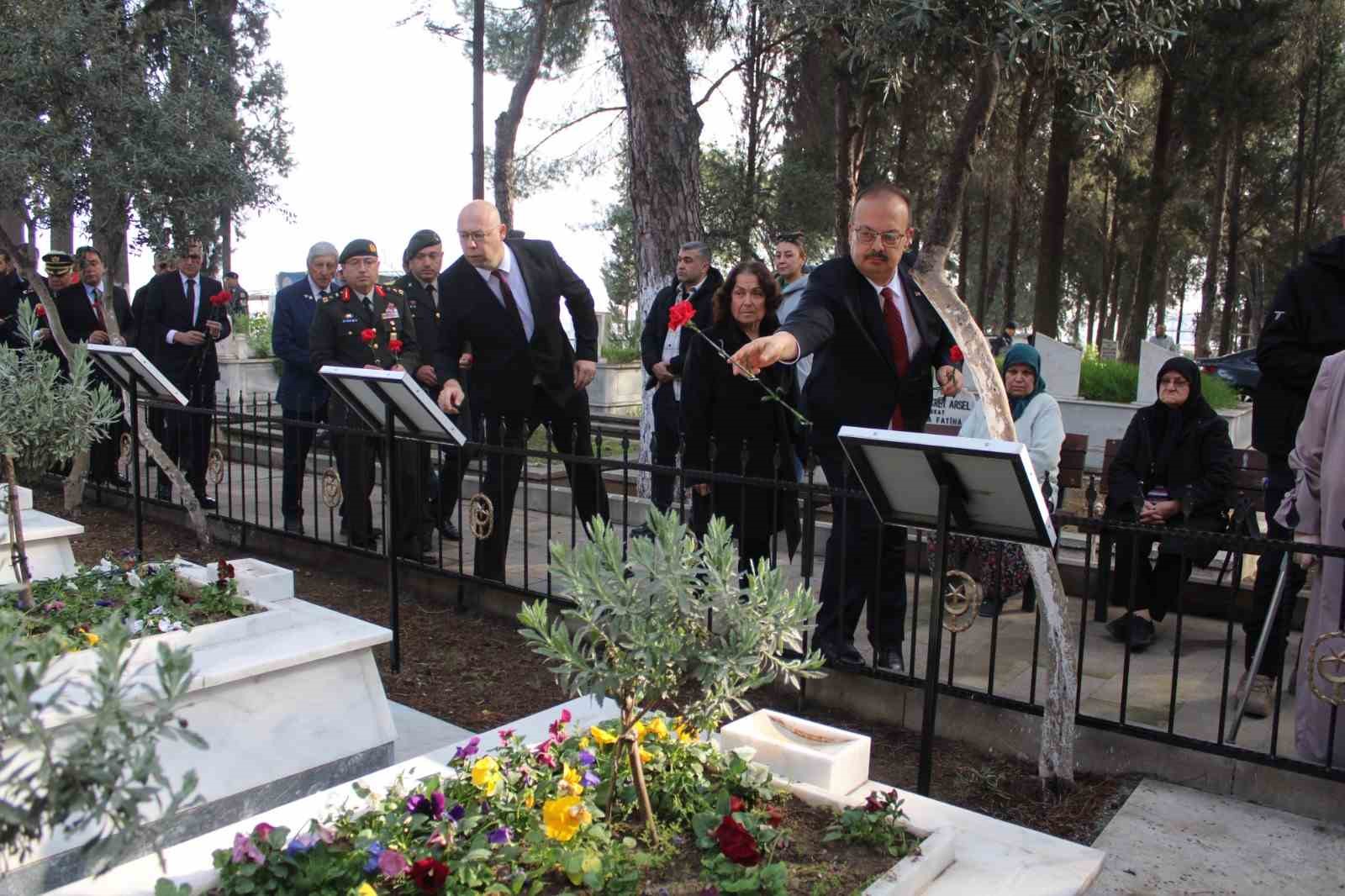 Çanakkale şehitleri Aydın’da dualarla anıldı
