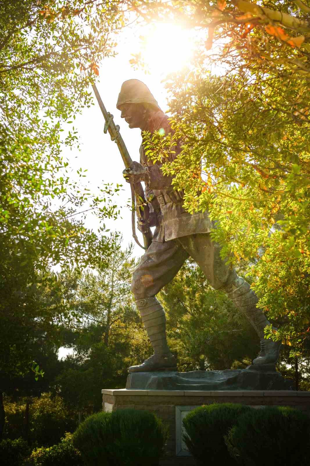 Çanakkale Tarihi Alan’da Çocuk Ziyaret Pasaportu projesi hayata geçirildi
Çanakkale Tarihi Alan’da Çocuk Ziyaret Pasaportu projesi hayata geçirildi