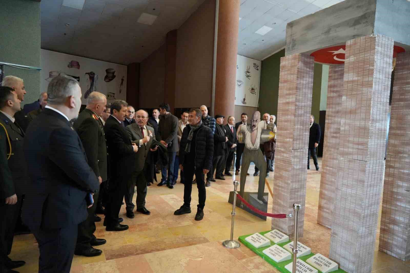 Çanakkale ve İstiklal Madalyası Sergisi beğeni topladı
