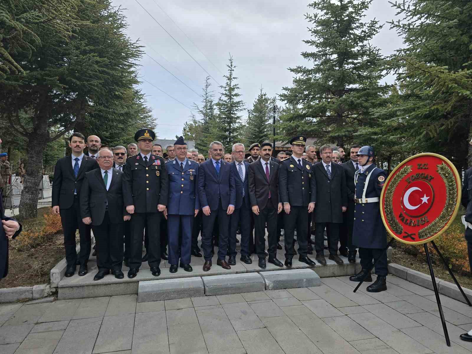 Çanakkale Zaferi şehitleri Yozgat Şehitliği’nde anıldı
