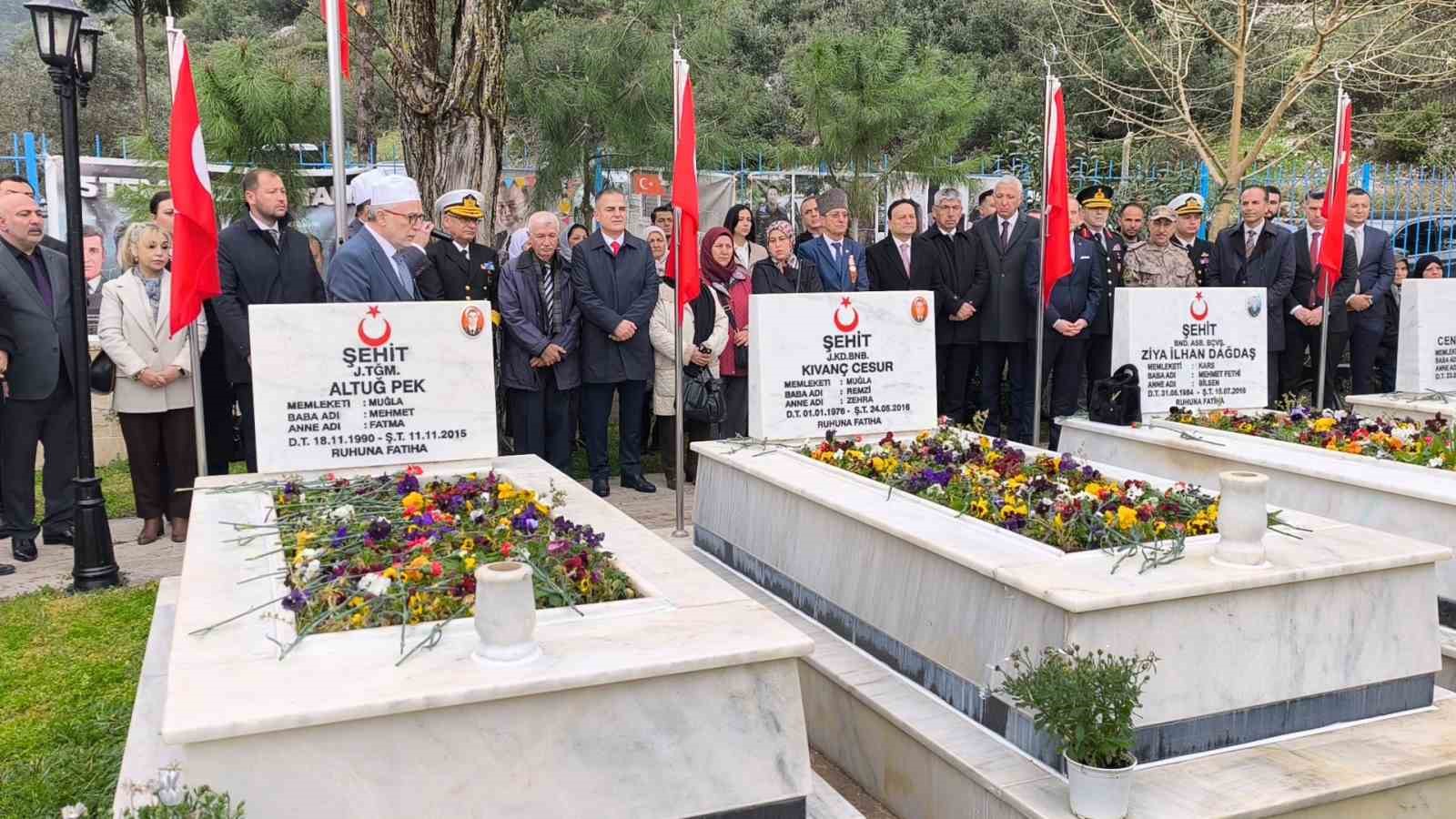 Çanakkale Zaferi’nin 111 yılında şehitler dualarla anıldı

