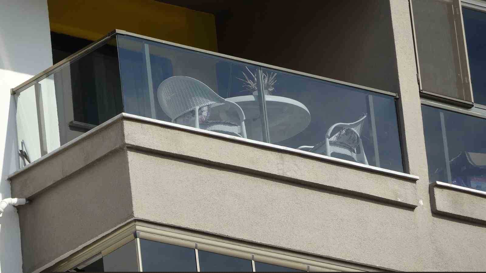 Çanakkale’de 5. kattan düşen restarotör Tuğba Yavaş’ın ölümünde mahkeme eşine kasten adam öldürme soruşturması başlattı
