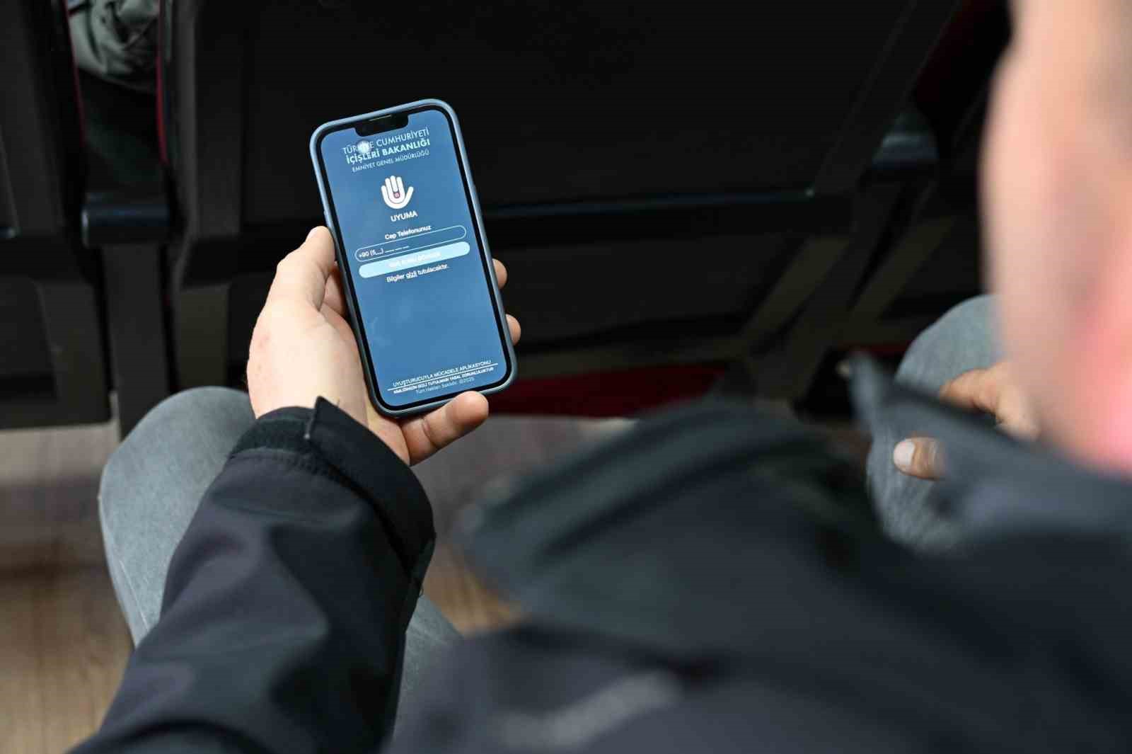 Çanakkale’de 65 bin 257 vatandaşa uyuşturucuyla mücadeleye yönelik farkındalık eğitimi
