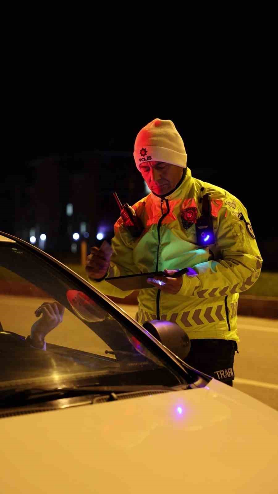 Çanakkale’de huzur uygulamalarında 1 şüpheli tutuklandı
