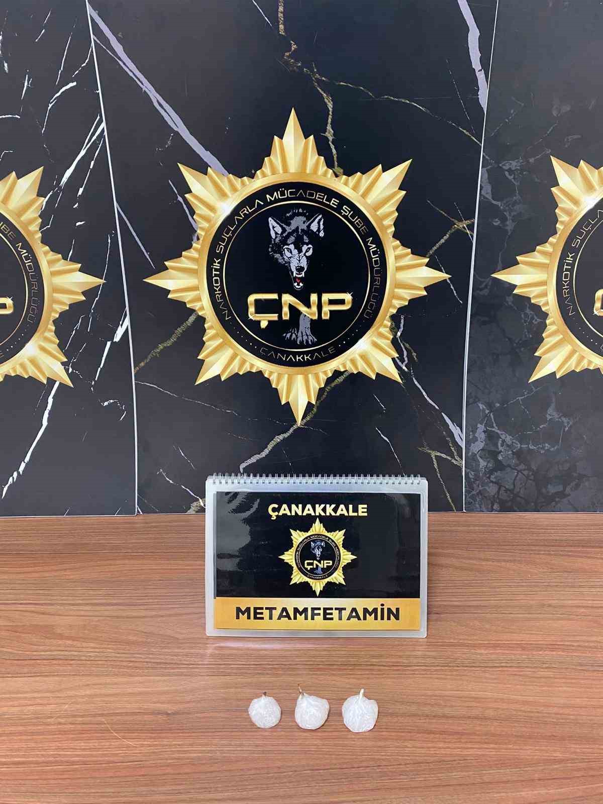 Çanakkale’de huzur ve güvenlik uygulamalarında 2 şüpheli tutuklandı
