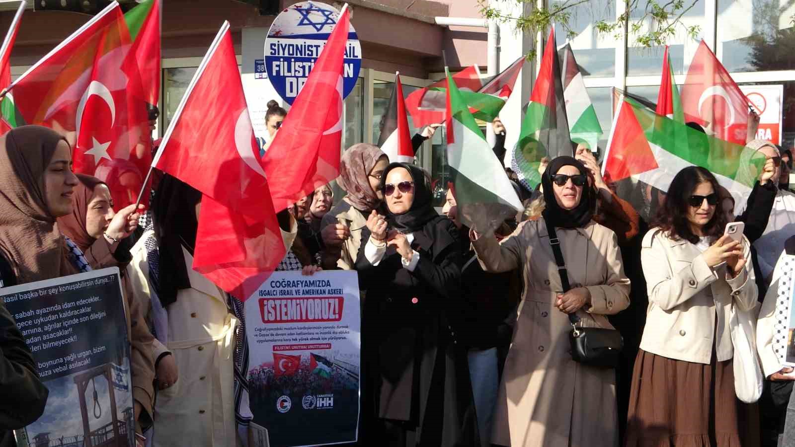 Çanakkale’den Filistin’e destek
Çanakkale’den Filistin’e destek