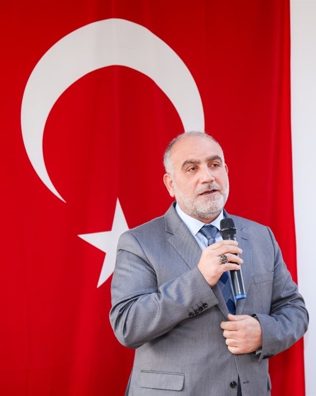 Canik Belediyesi’nden askere gidecek gençlere 6 bin TL destek
Canik Belediyesi’nden askere gidecek gençlere 6 bin TL destek