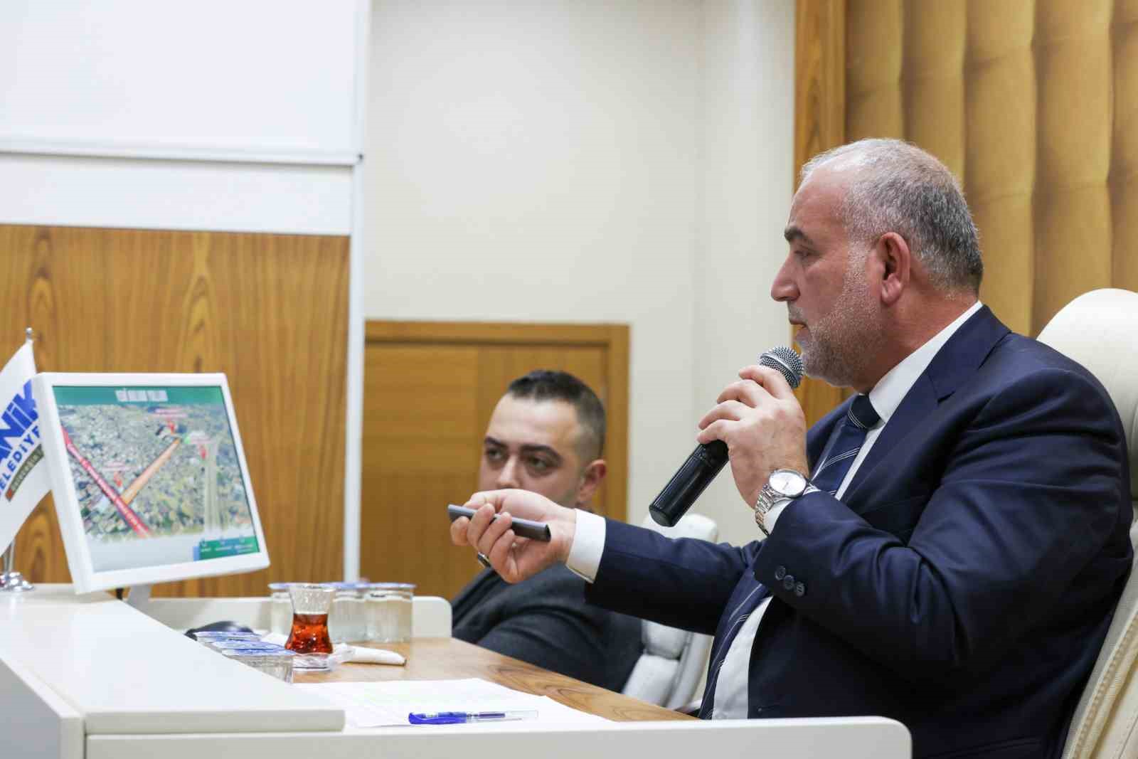 Canik’te burslar hesapta, Meşe Tesisleri yenileniyor
