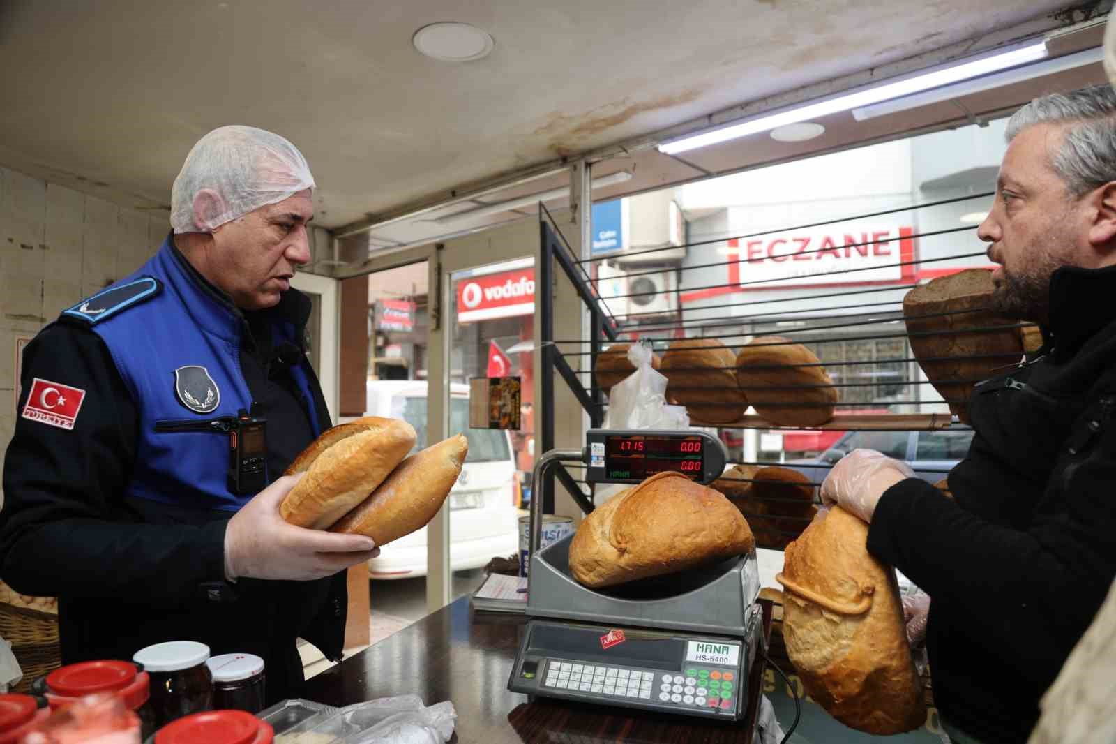 Canik’te fırınlara Ramazan denetimi
Canik’te fırınlara Ramazan denetimi