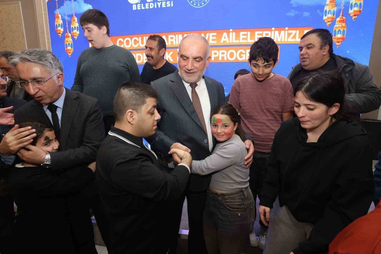 Canik’te gönül sofralarının misafiri özel çocuklar
