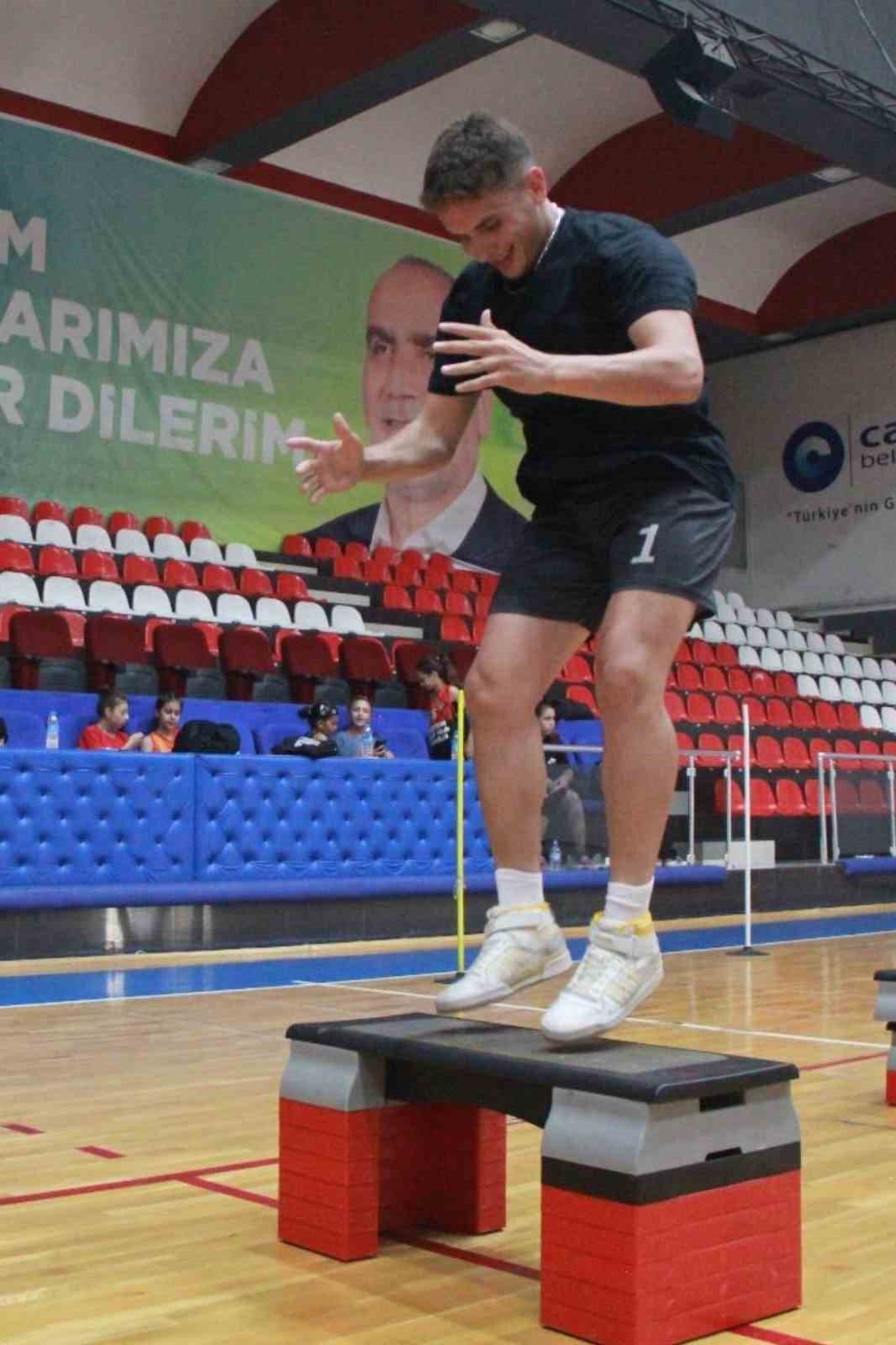 Canik’te Ücretsiz Akademiye Hazırlık Kursları’na yoğun ilgi
