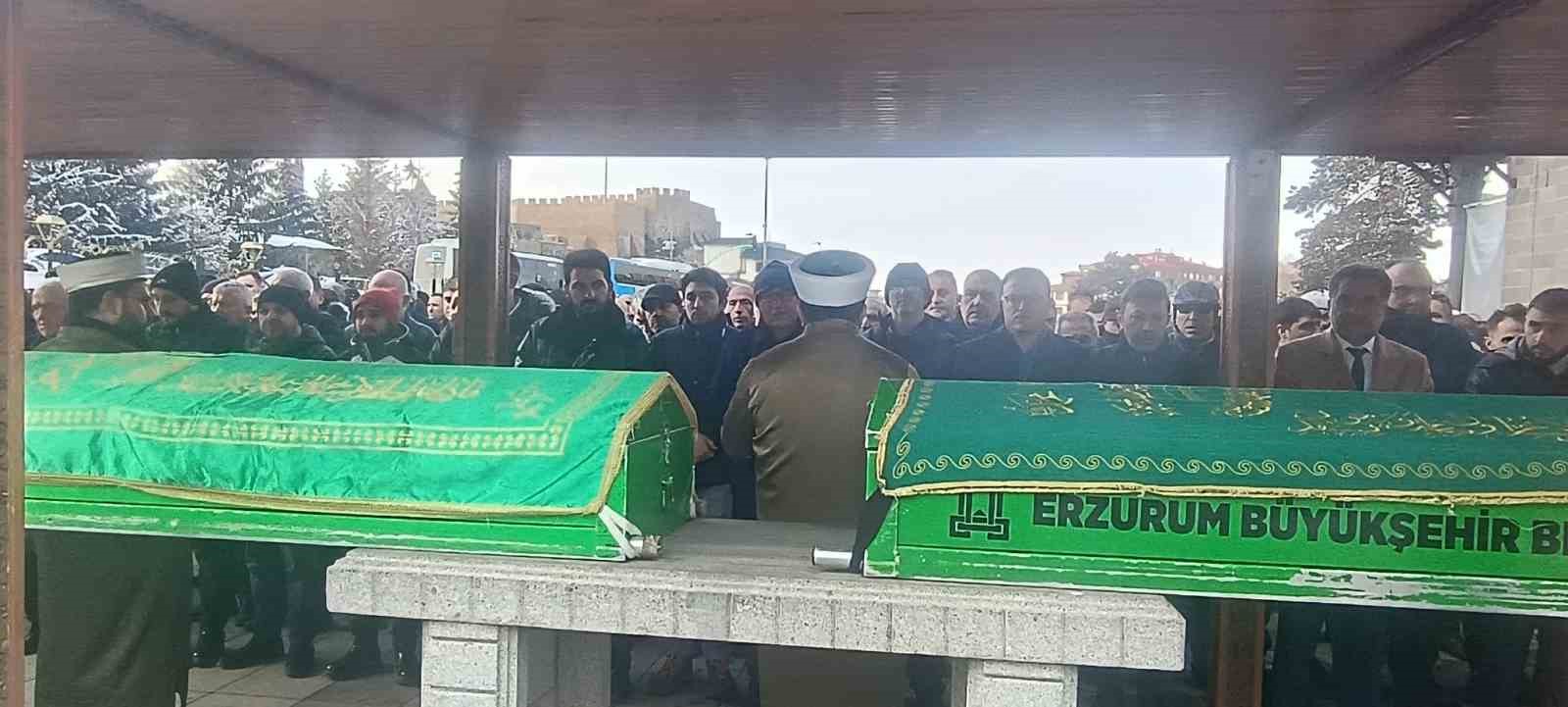 Canlar ve Midilliç ailelerinin baba acısı
