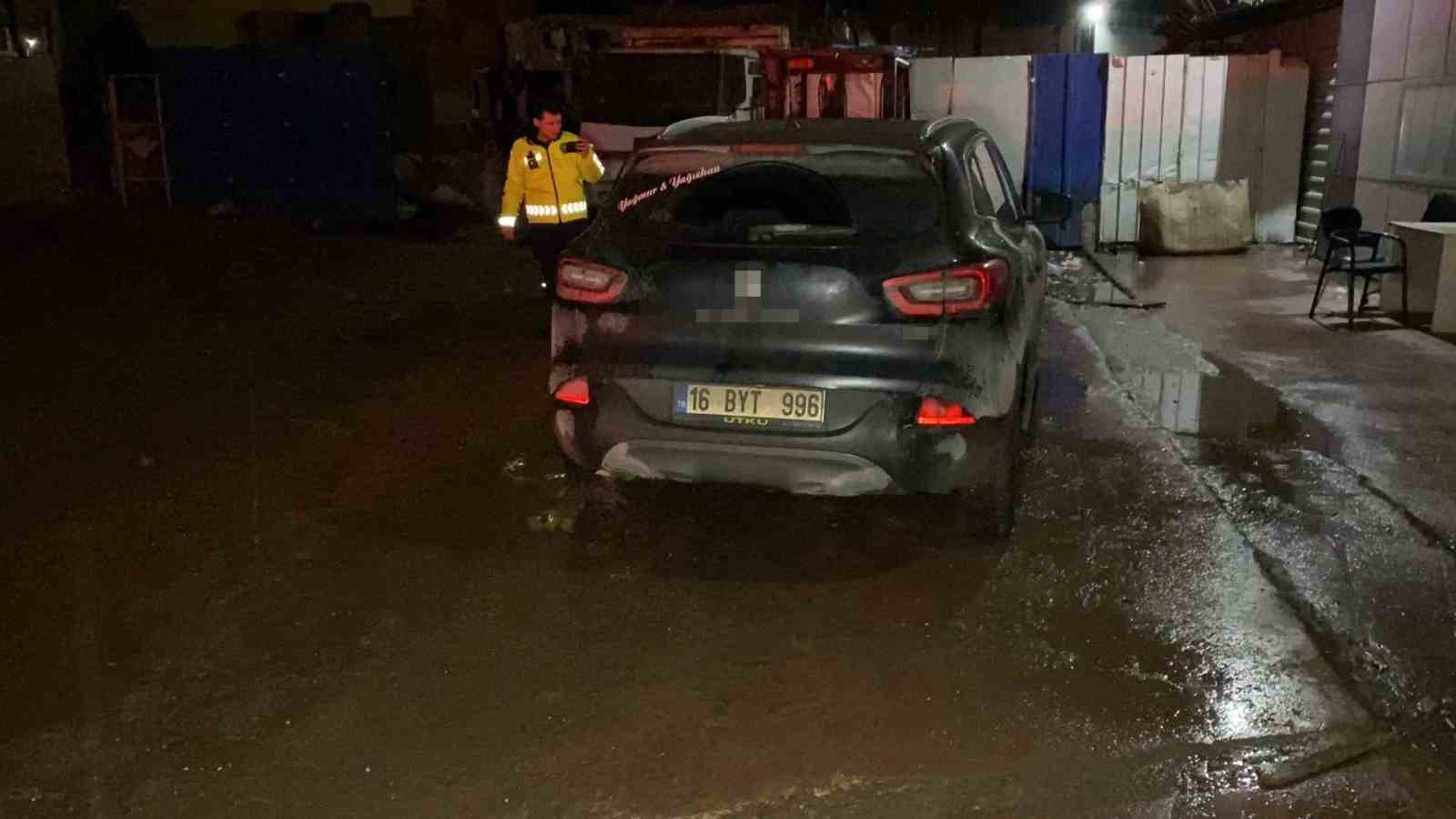 Çarpıp kaçtı, plakasını düşürünce yakalandı
