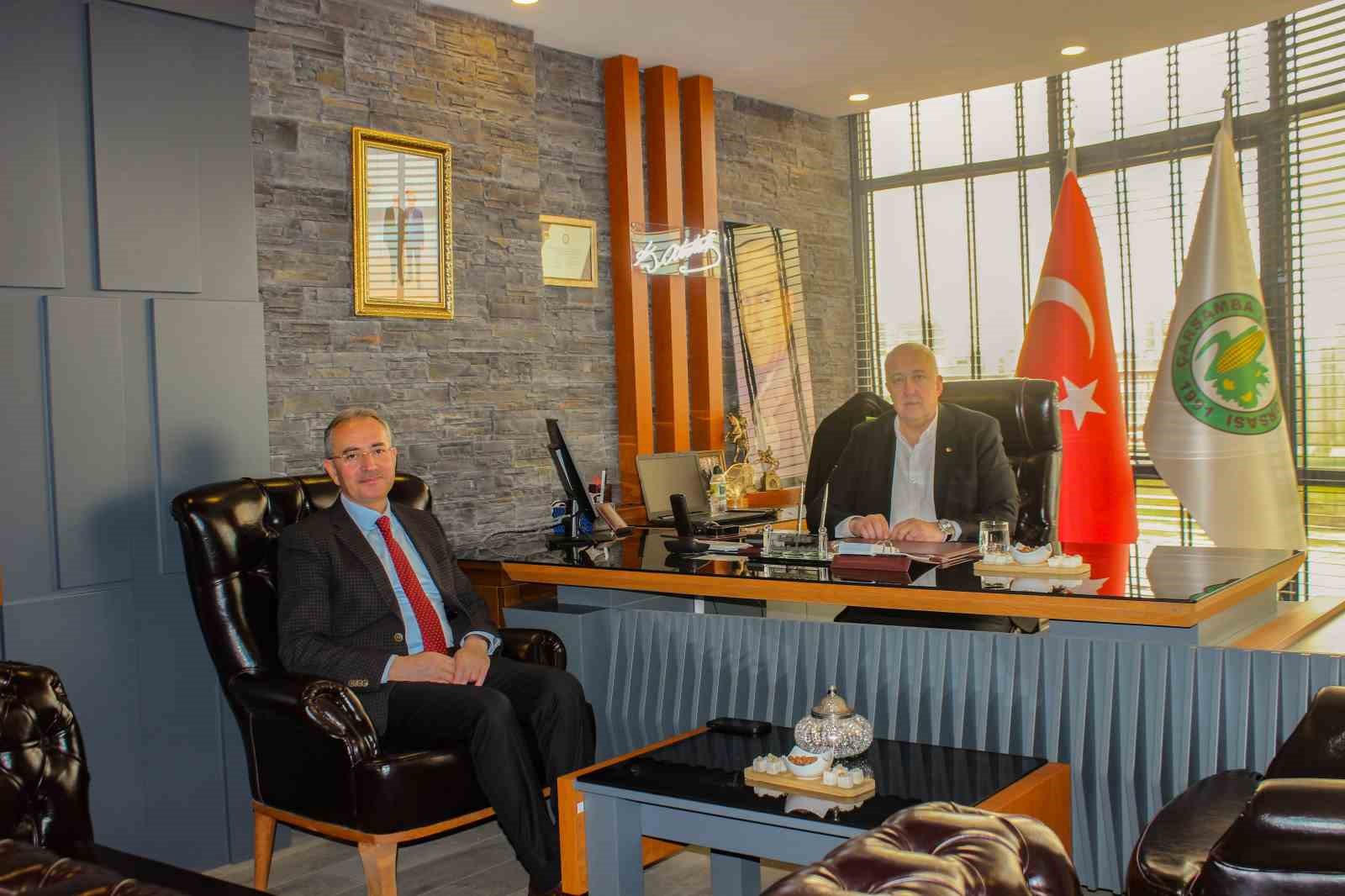 Çarşamba, Karadeniz’in ticaret ve tarım merkezi
Çarşamba, Karadeniz’in ticaret ve tarım merkezi
