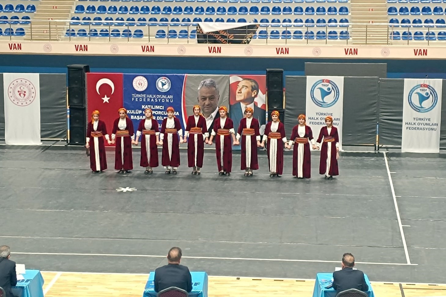 Çataklı öğrencilerden büyük başarı
