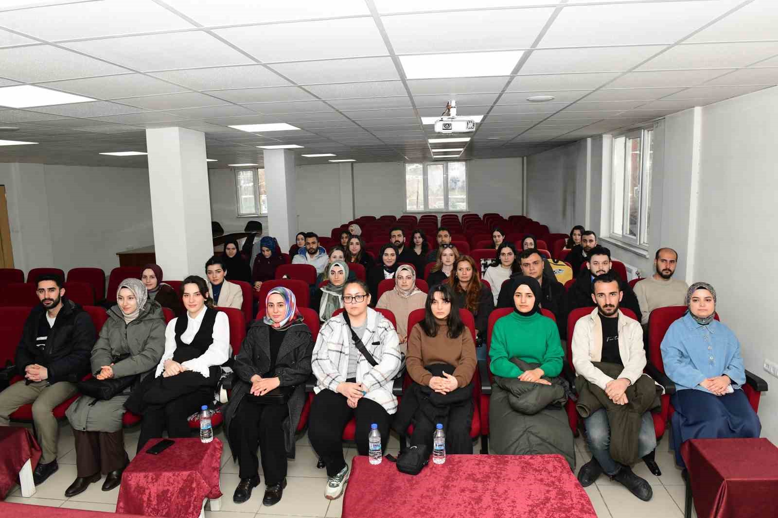 Çatak’ta ‘Motivasyon ve Mesleki Rehberlik’ toplantısı
