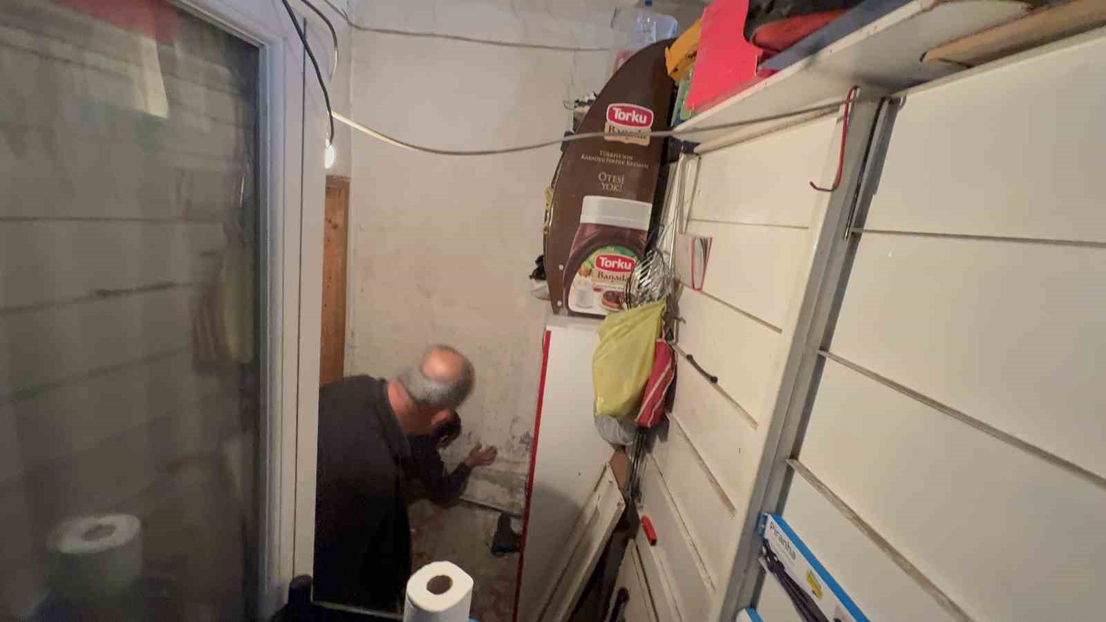 Çatıdan apartman boşluğuna düşen şahıs hayatını kaybetti
