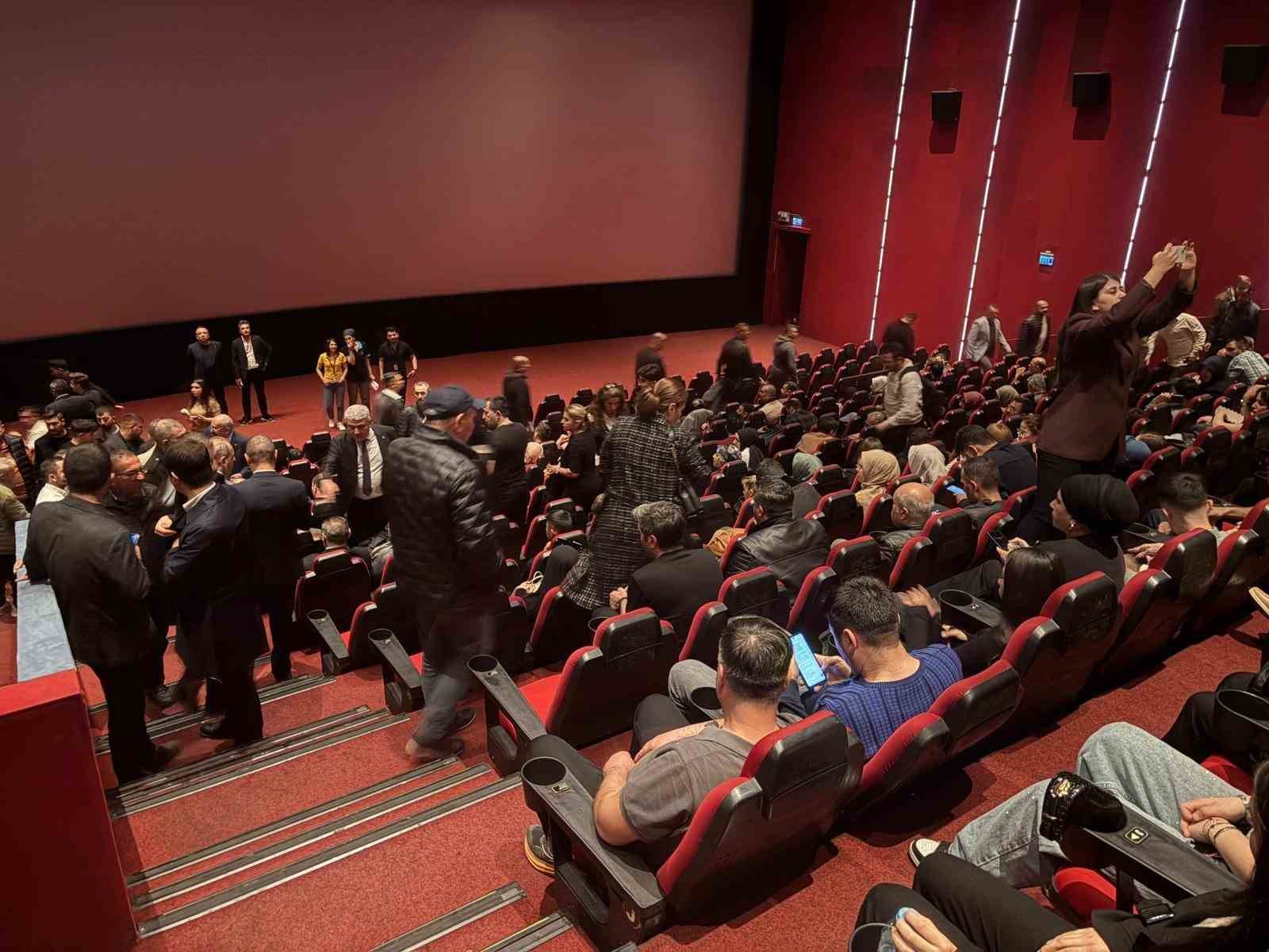 ‘Çatlı’ filminin galası Kayseri’de gerçekleştirildi
